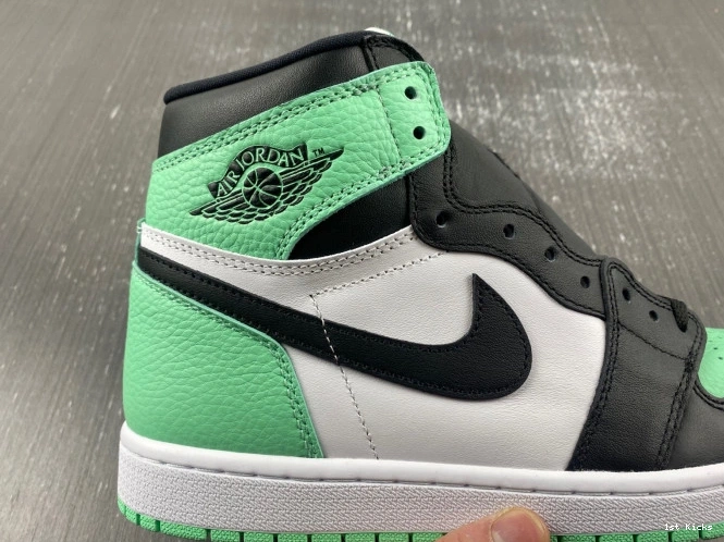 1st Kicks 1 High Air DZ5485-130 Jordan Green OG Glow 0630